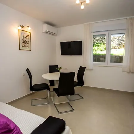 Lovor Апартаменти Спліт